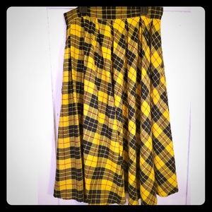 Retrolicious yellow plaid tartan skirt